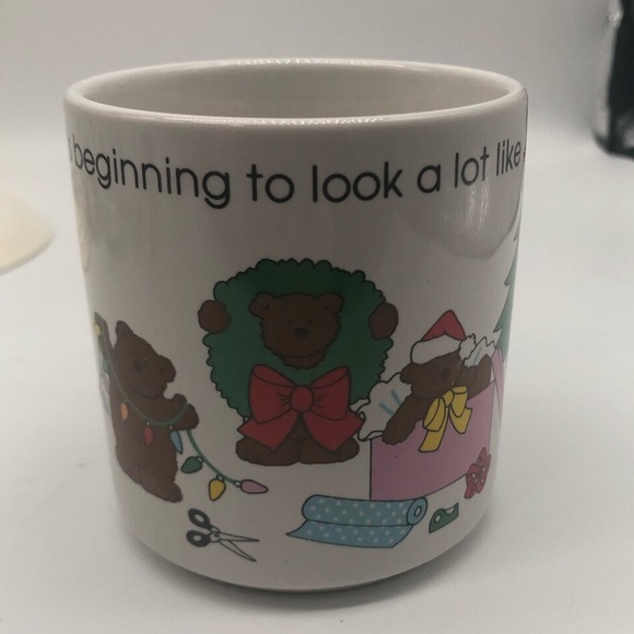 Russ Berrie & Co Coffee Mug It's Beginning To Look A Lot Like Christmas 12oz - Picture 4 of 5